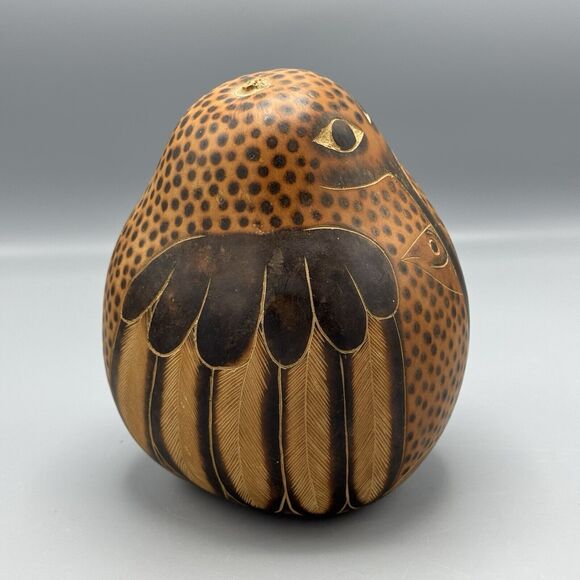 Hand Painted Carved South American Peru Kingfisher Gourd Calabash 7" Figurine - Picture 2 of 7